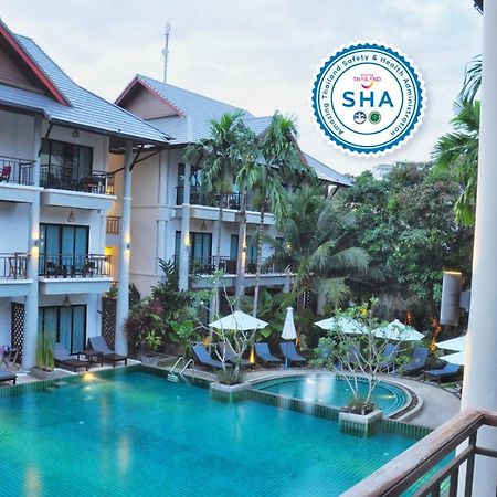 Navatara Phuket Resort Rawai Bagian luar foto
