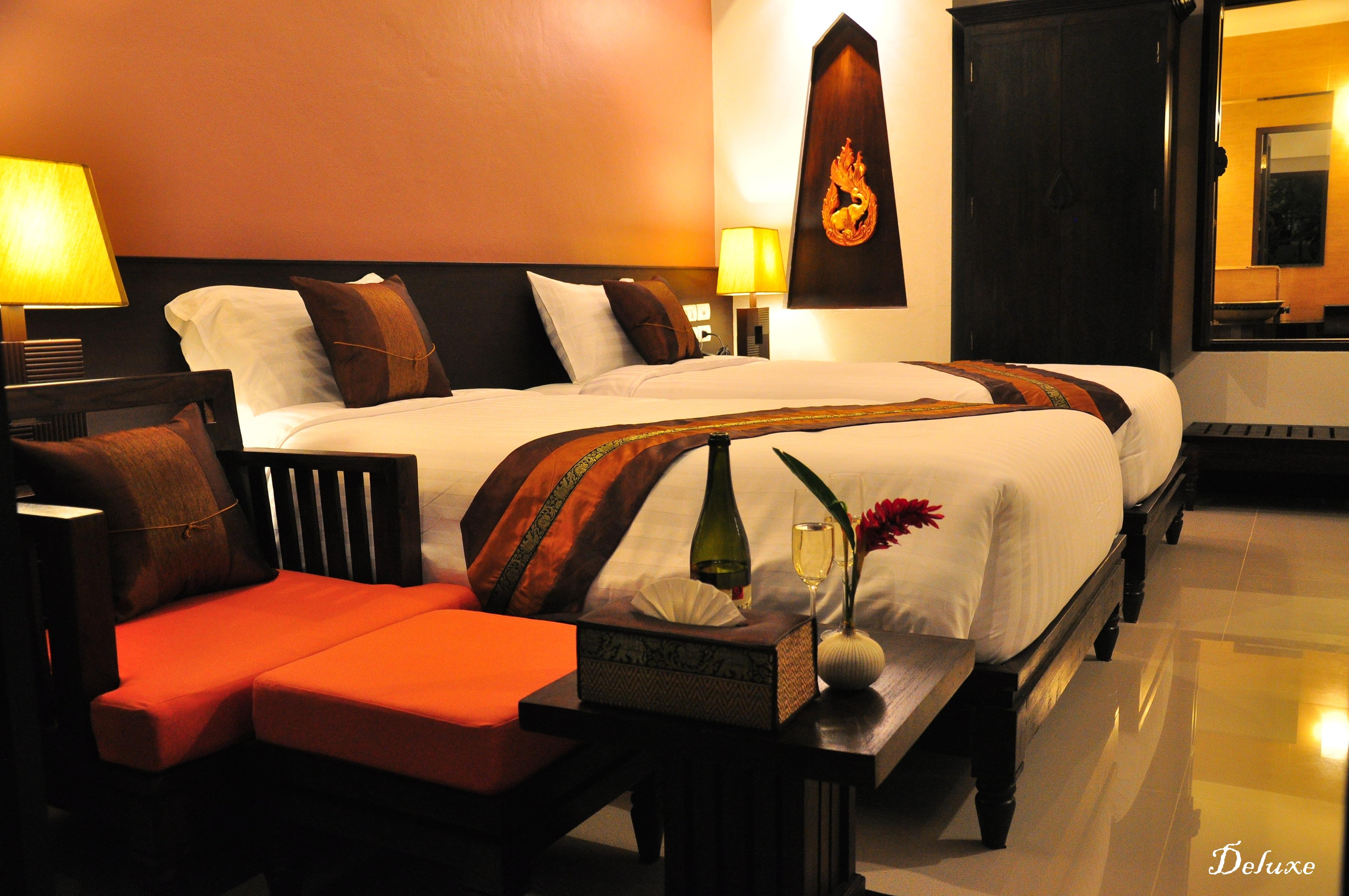 Navatara Phuket Resort Rawai Bagian luar foto