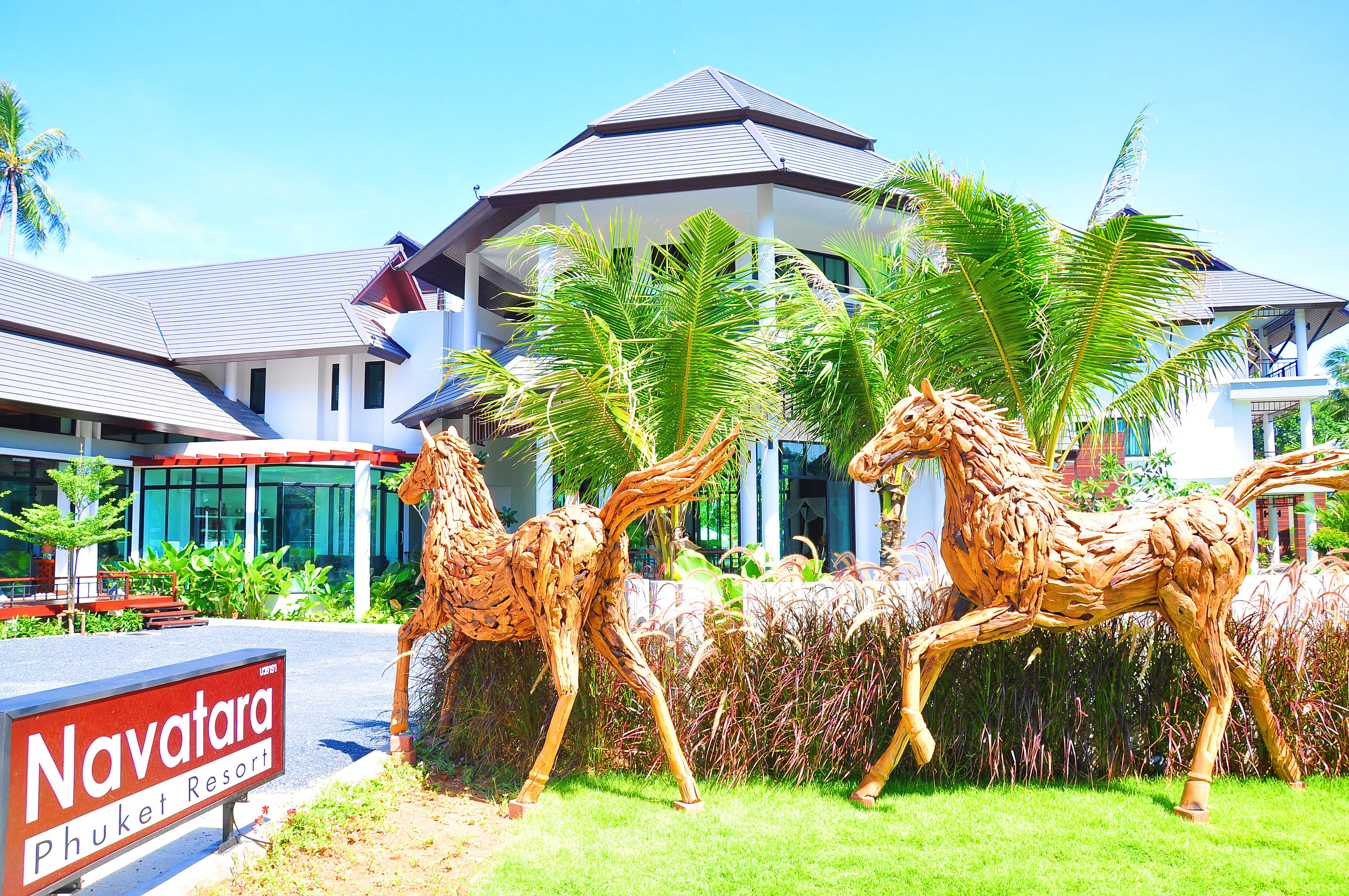 Navatara Phuket Resort Rawai Bagian luar foto