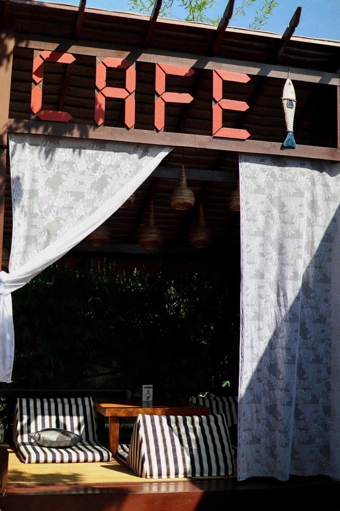 Navatara Phuket Resort Rawai Bagian luar foto